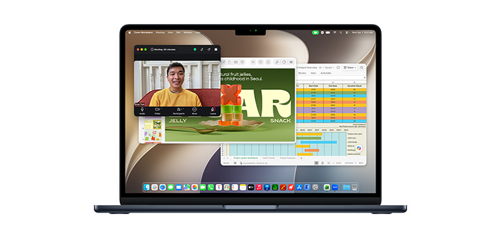 Multiple app windows open including Microsoft Excel and Zoom on MacBook Pro 14“.