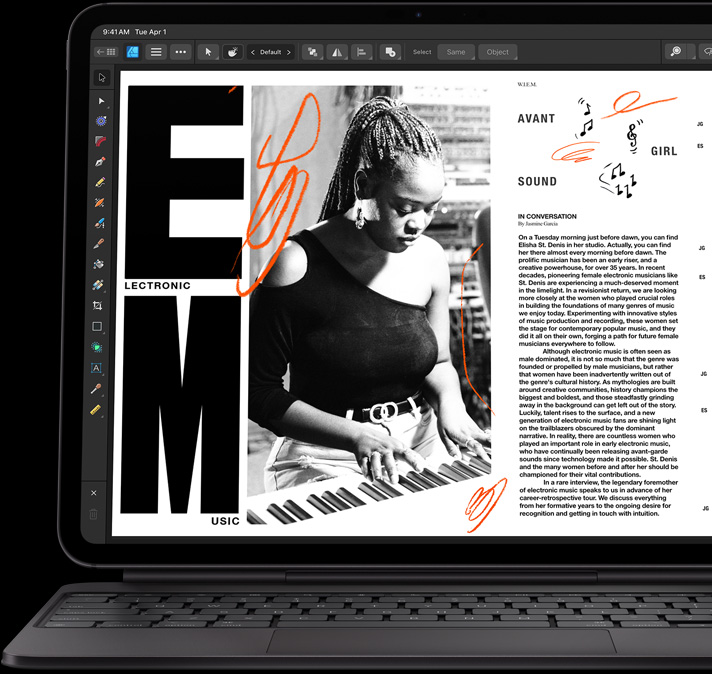 iPad Pro, pohľad spredu, orientácia na šírku, kozmická čierna farba, pripojený k otvorenej klávesnici Magic Keyboard, pohľad spredu, orientácia na šírku, čierna farba, na displeji iPadu Pro sa zobrazujú prebiehajúce úpravy článku