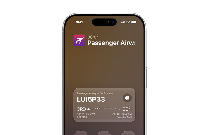 iPhone 17, affichant la fonctionnalité Contexte de l’appel boostée par Apple Intelligence. L’écran affiche les détails de confirmation d’un vol pendant un appel