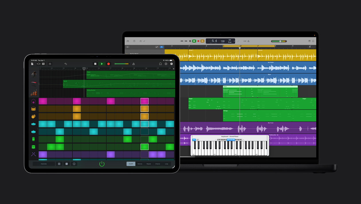 Schermo di un iPad Pro 13 che mostra uno spazio di lavoro con il pannello degli strumenti a sinistra e accanto i colori e le onde audio corrispondenti; schermo di un MacBook Pro 16 che mostra file di vari strumenti con onde sonore di colore diverso, tastiera di pianoforte a coda in basso
