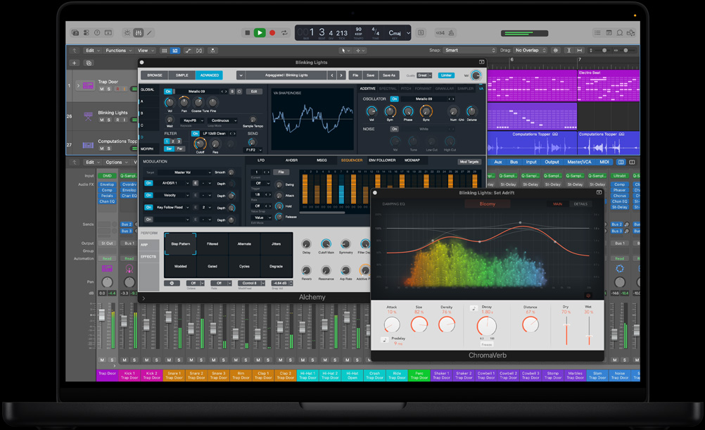 MacBook Pro 16, mixer di Logic Pro con modulo per i controlli degli arpeggi
