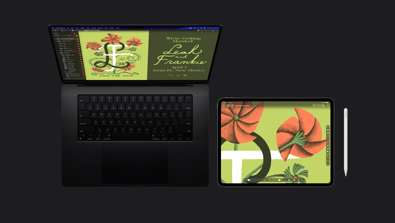 Lo schermo di un MacBook Pro 16 mostra l’illustrazione di un invito a un matrimonio con un fiore arancione stilizzato su uno sfondo verde, le lettere L e F e la data dell’evento; un iPad Pro che mostra l’illustrazione di un fiore arancione stilizzato su uno sfondo verde e le barre degli strumenti; a destra dell’iPad Pro è appoggiata una Apple Pencil